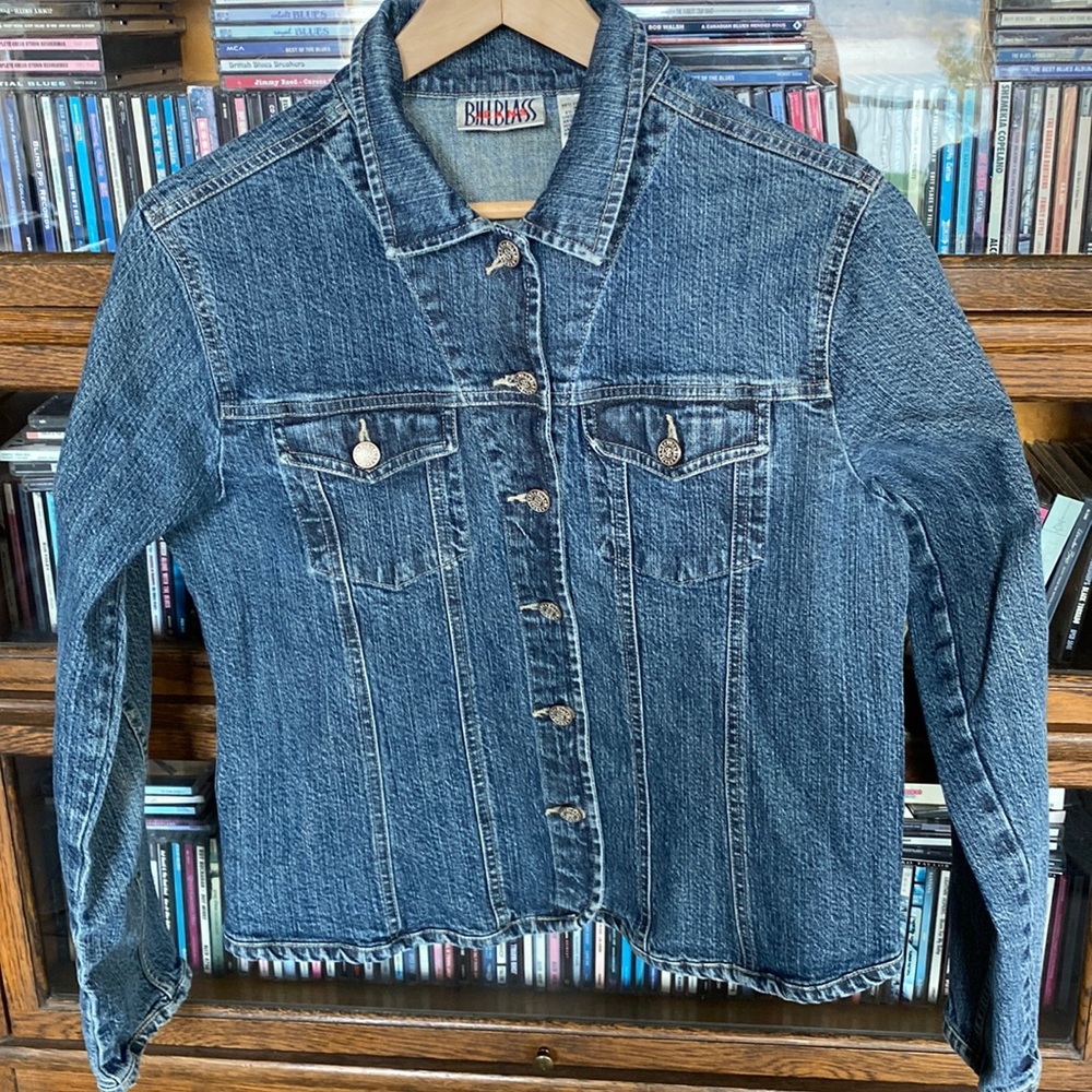 Adorable BILL BLASS Denim Jean Jacket - Size Medium